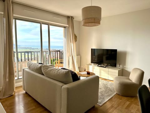 Appartement terrasse vue mer/campagne Apartment in Benerville-sur-Mer