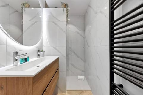 Raphaelle - trendy appartement met 2 slaapkamers Apartment in Ostend