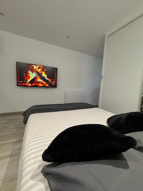 Studio neuf très calme Apartment in Jura