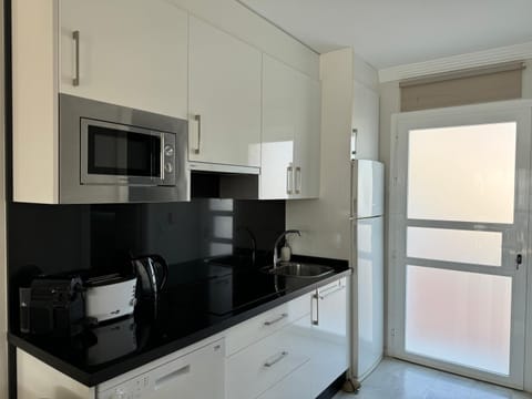 Kitchen or kitchenette, kitchen