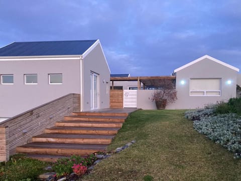 Property building, Garden, Garden view