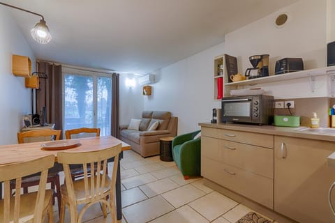 Au Epicéah, logement à la campagne Apartment in Valence