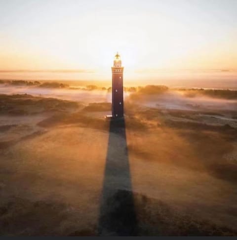 Vakantie appartement Goedereede let op de badkamer moet met andere gasten gedeeld worden Apartment in South Holland (province)