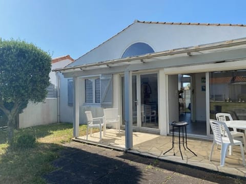 Patio, Garden, Garden view