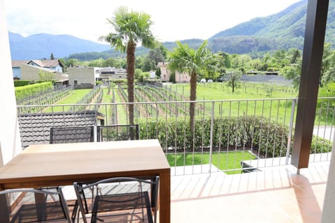 View (from property/room), Balcony/Terrace, Balcony/Terrace, Garden view, Mountain view