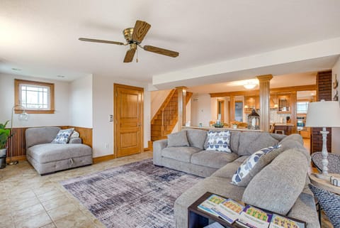 Waterfront Buckeye Lake House Deck and Views! House in Buckeye Lake