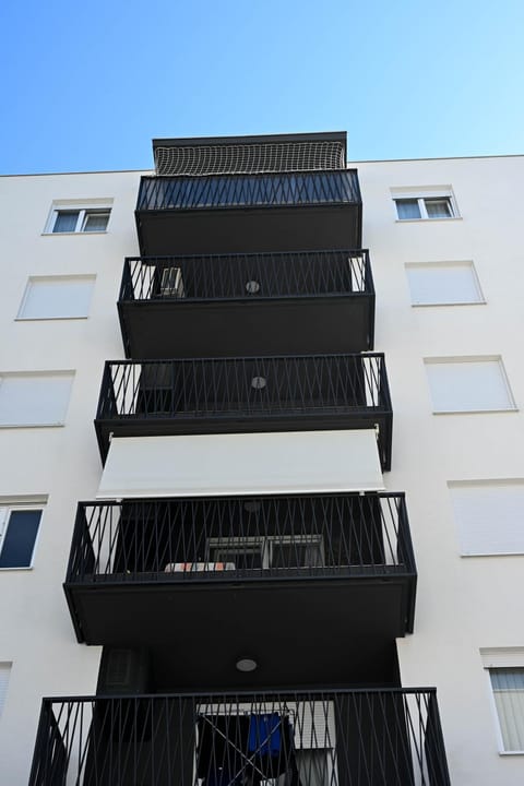 Property building, Balcony/Terrace, Internal: Not applicable to any particular room