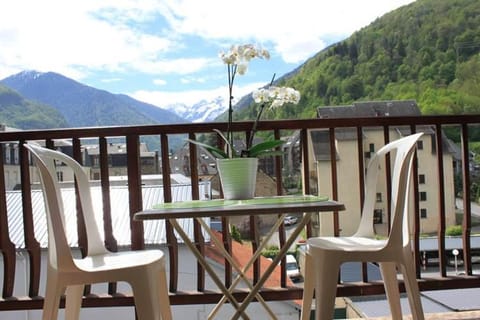 Patio, Natural landscape, View (from property/room), Balcony/Terrace, Mountain view