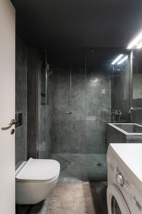 Modern Faliro Flat Apartment in Piraeus Regional Unit, Greece