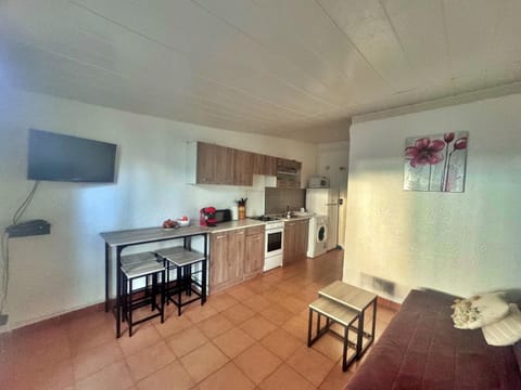 Living room, kitchen