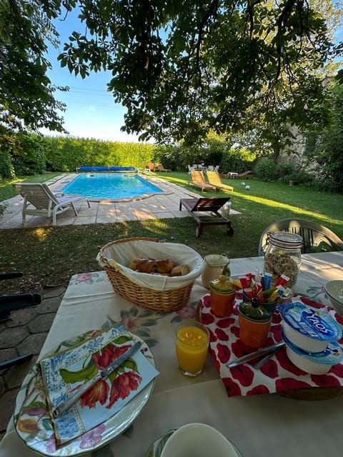 Chez Janie Hirst Apartment in Provence-Alpes-Côte d'Azur