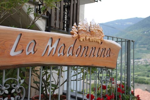 La Madonnina Apartment in Province of Brescia