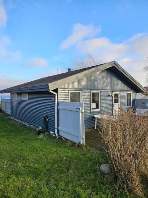 Bo i vandkanten på Avernakø House in Region of Southern Denmark