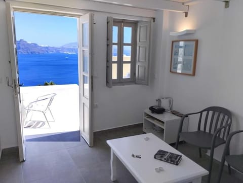 ENDLESS SUMMER House in Oia