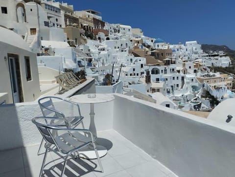 ENDLESS SUMMER House in Oia