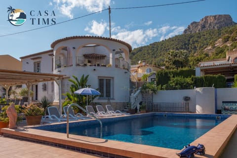 Property building, Mountain view, Swimming pool