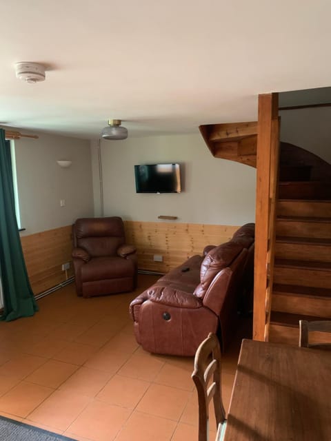 L and A Lodges Campground/ 
RV Resort in Wales