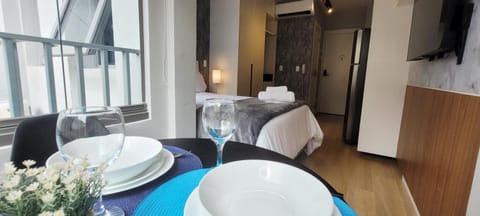 Photo of the whole room, Dining area, Bedroom