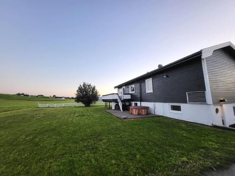 Sweet Cabin Leknes Cabin in Lofoten