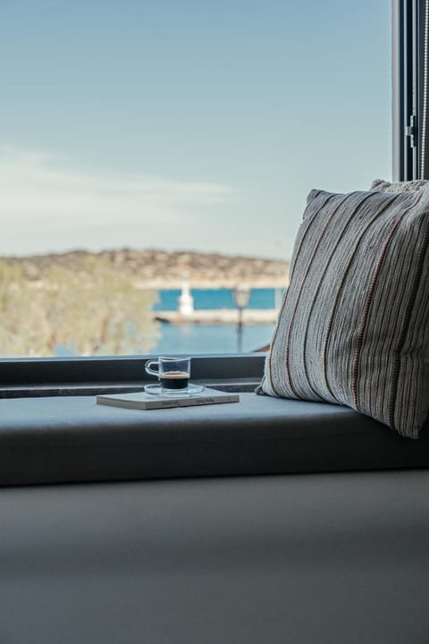 Balcony/Terrace, Living room, Photo of the whole room, Bedroom, Sea view