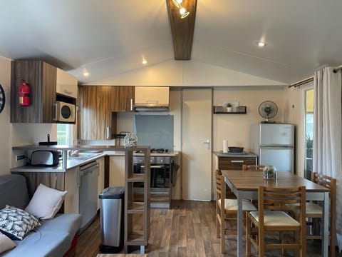 Living room, kitchen