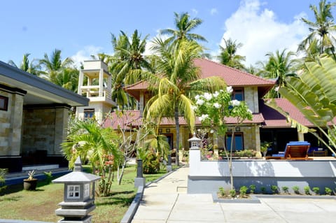 Villa Romy and Bungalows Bed and Breakfast in Buleleng