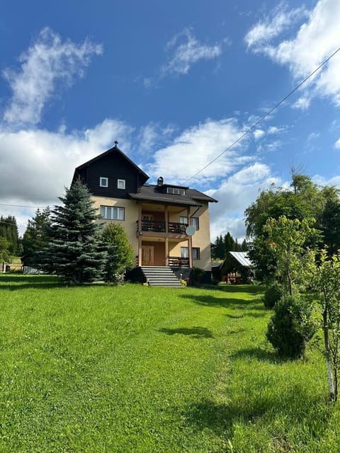 Property building, Day, Natural landscape, Garden