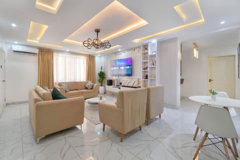 Communal lounge/ TV room, Living room, Dining area, Evening entertainment, air conditioner