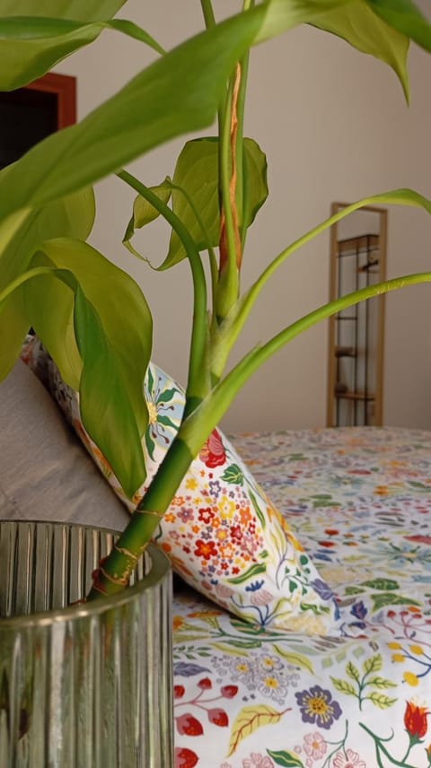 Bed, Decorative detail, Bedroom