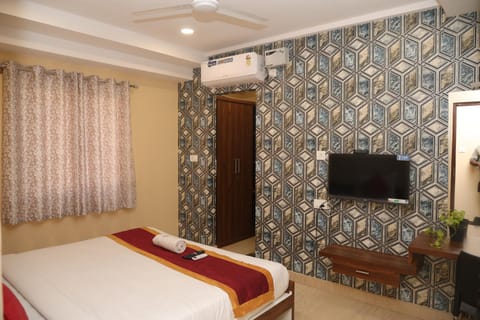 Bed, Bedroom, wardrobe
