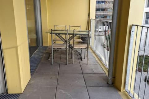 View (from property/room), Balcony/Terrace, Balcony/Terrace, Dining area