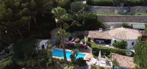 Villa Mougins vue mer Avec Piscine Villa in Mouans-Sartoux