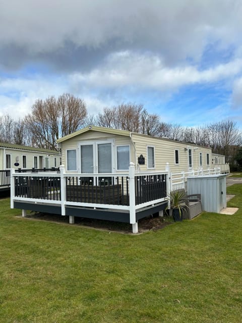 Cleethorpes beach haven site Campground/ 
RV Resort in Humberston