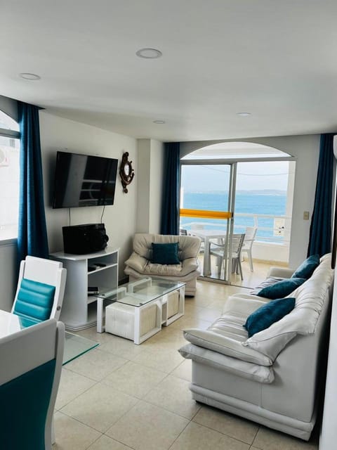 Natural landscape, TV and multimedia, Living room, Sea view