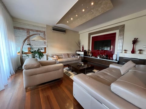 Luxurious Oasis Apartment in Novi Sad