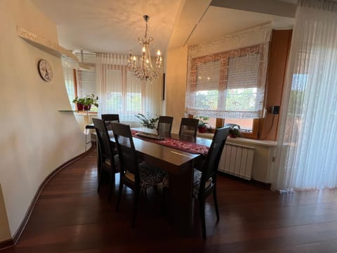 Luxurious Oasis Apartment in Novi Sad