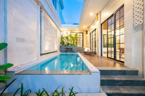 Property building, Swimming pool