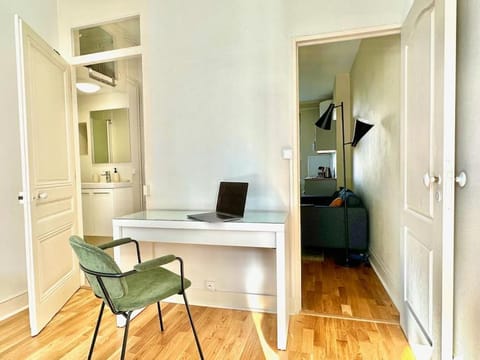 T2 - lit XL, proche Part-Dieu, self check-in Apartment in Villeurbanne