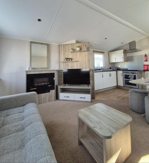 Coral Beach Ingoldmells 8 berth caravan FAMILY RAN House in Ingoldmells