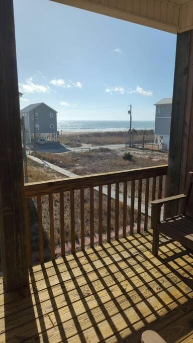 Sunny Side Up Topsail House in North Topsail Beach