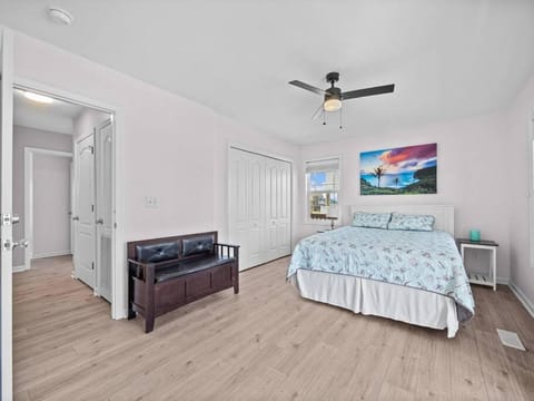 Sunny Side Up Topsail House in North Topsail Beach