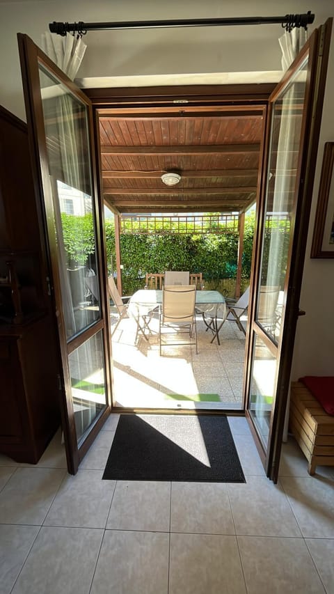 Patio, Balcony/Terrace