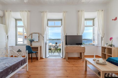Martha's House Apartment in Spetses