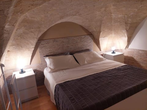 Bed, Decorative detail, Bedroom