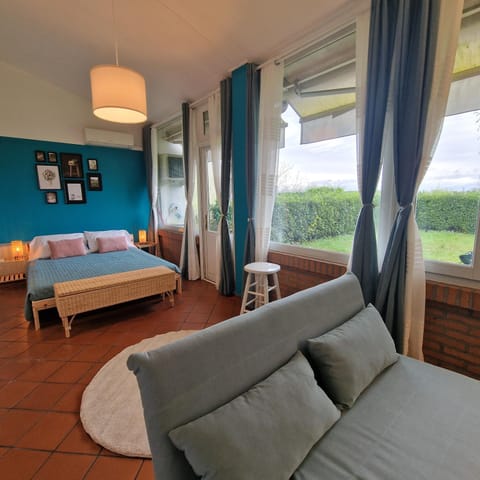 Bed, Photo of the whole room, Bedroom, Garden view, air conditioner