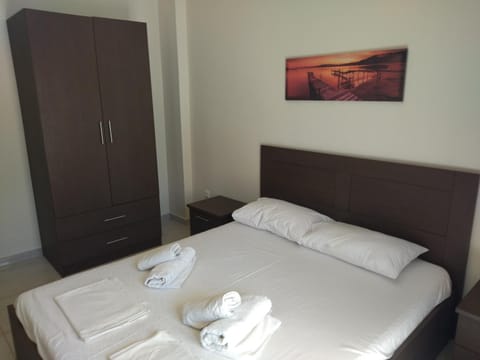 Bed, Bedroom, wardrobe