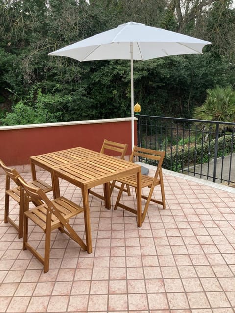 S333 – Sirolo, trilocale con terrazzo e posto auto Apartment in Sirolo