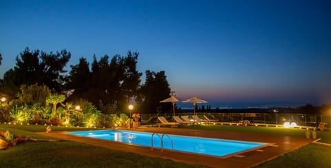 Garden, Swimming pool