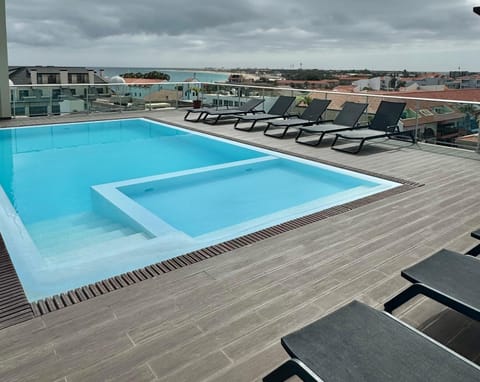 Day, Pool view, Swimming pool, sunbed