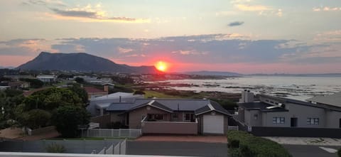 Sea view, Sunrise